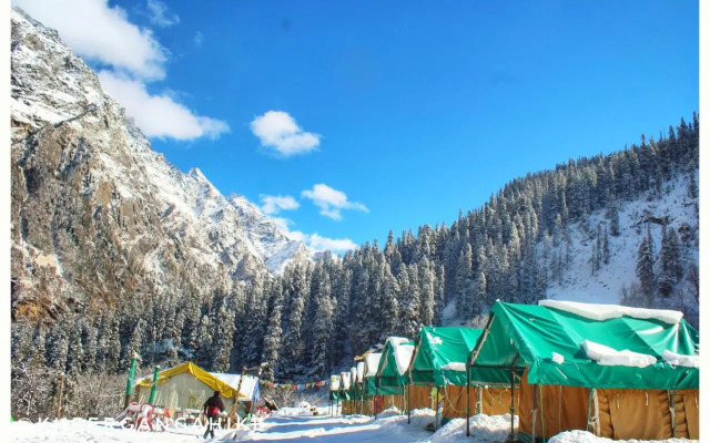 Kheerganga Hike Camps