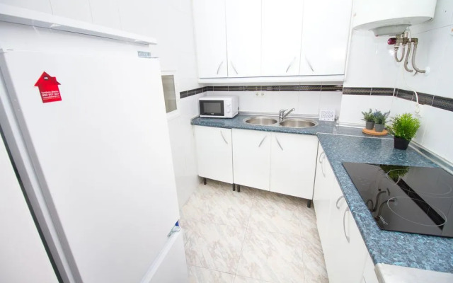 Spacious and Bright Apartment by La Recepción