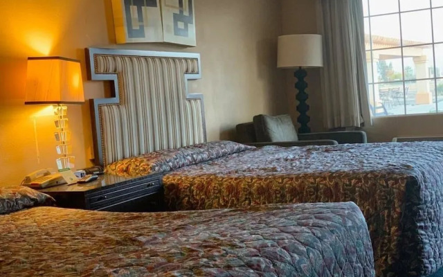 Calipatria Inn And Suites