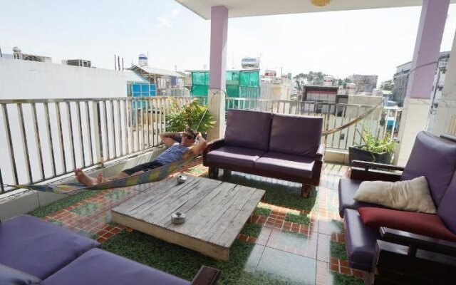 DaBlend Hostel