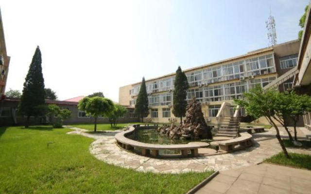 Guoziwei Commercial Beidaihe Sanatorium (Liuzhuang Night Market)