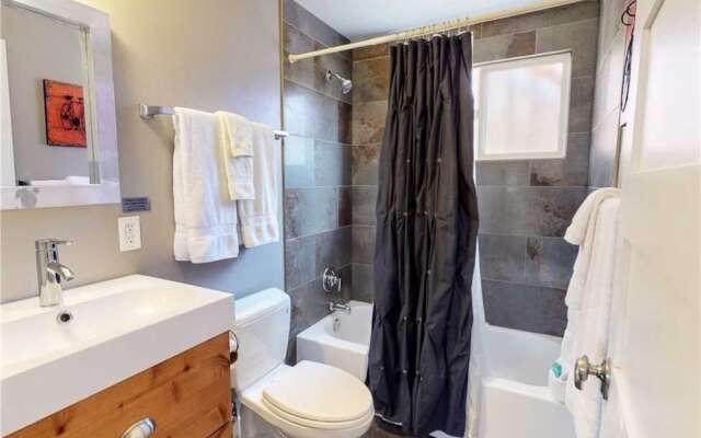 Purple Sage Flats #1 1 Bedroom Apts