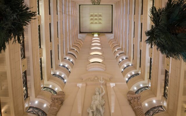 Crowne Plaza Shanghai Nanjing Road by IHG