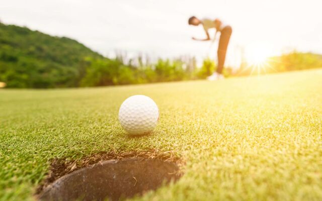 Magnuson Hotel Detroit Airport