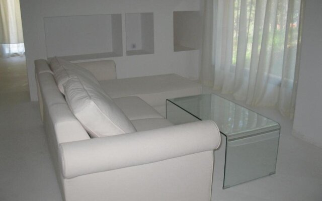 Family Hotel The Body