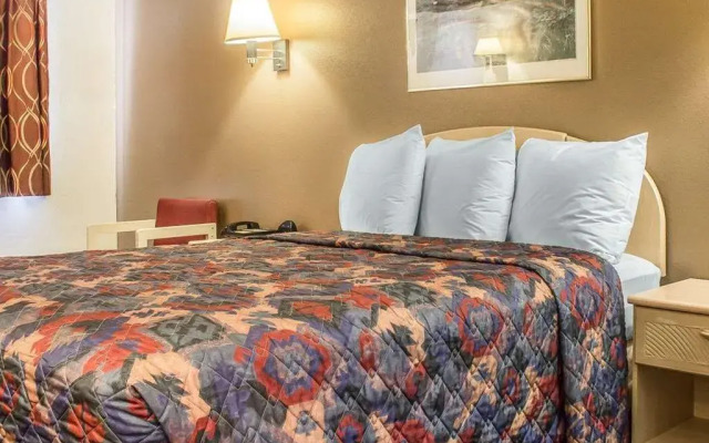 Quality Inn Winslow I-40