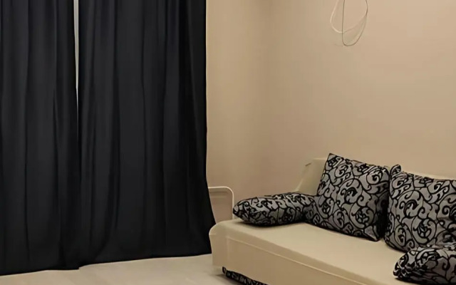 Апартаменты на улице Алабина 36