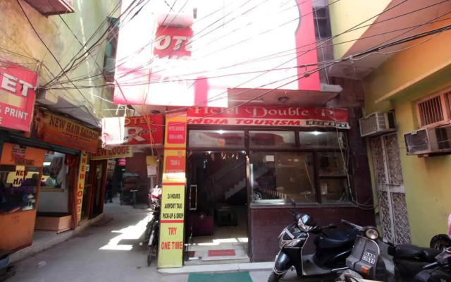Hotel Double R