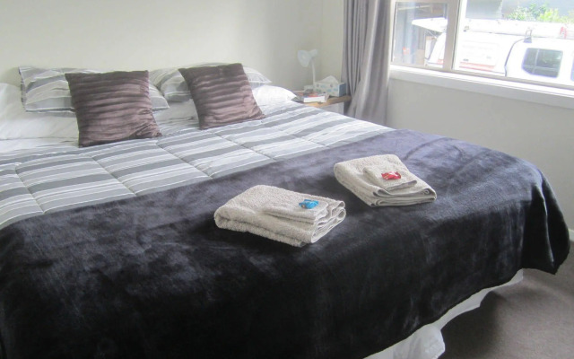 Airport Guesthouse