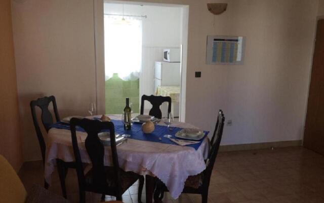 Apartment Anec - 150m from the sea