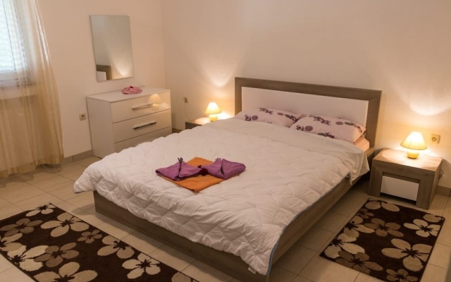 Apartments Zeljka B