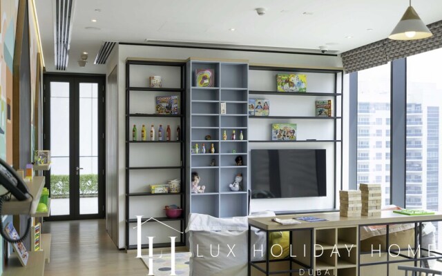 LUX  The Vida Marina Residence 3