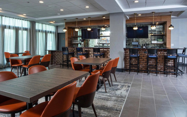Four Points by Sheraton Appleton