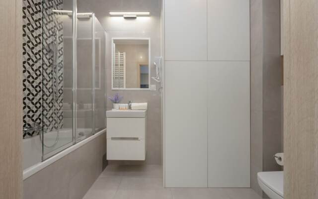 Komputerowa Studio Warsaw by Renters