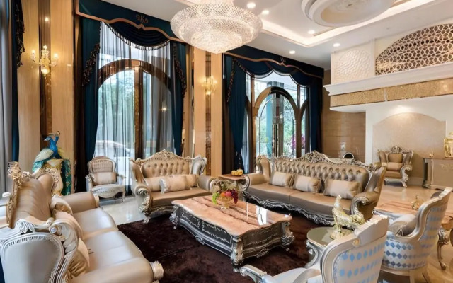 LK Grand Empire Pattaya