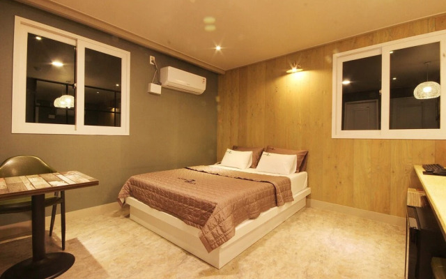 Gumi Indong Hotel 7days
