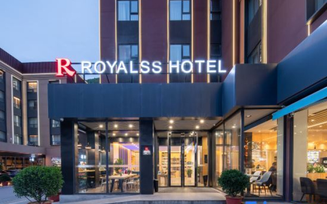 R ROYALSS HOTEL (Jiuzhaigou Valley Scenic and Historic Interest Area Tourist Center) – Exterior – Ngawa