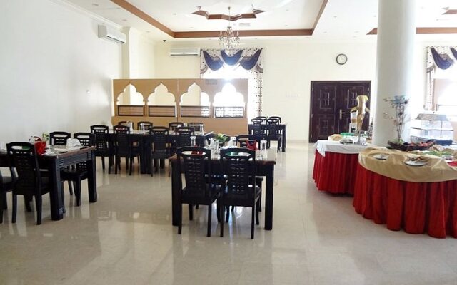 Green Oasis Hotel