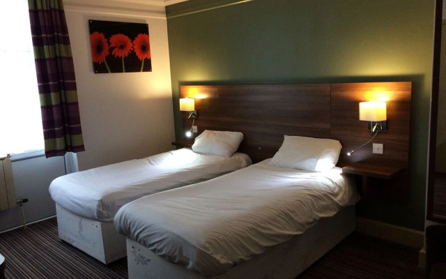 South Milford Hotel