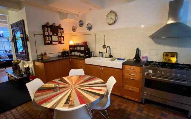 Amsterdam B&B Barangay