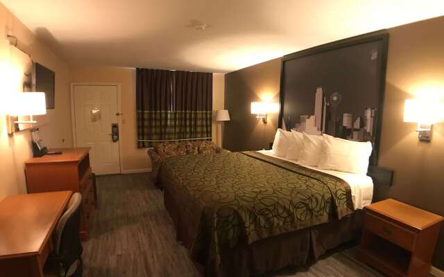 Super 8 by Wyndham Terrell