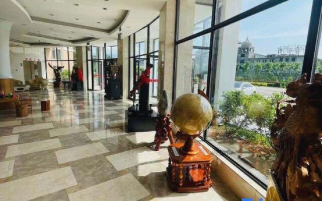 Phoenix Mountain Holiday Hotel