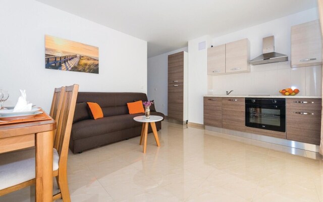 Nice Home in Rogoznica With Wifi and 6 Bedrooms