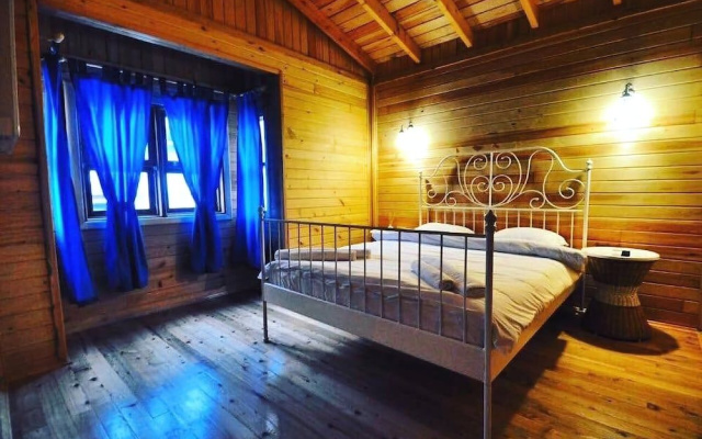 Lithos Hotel