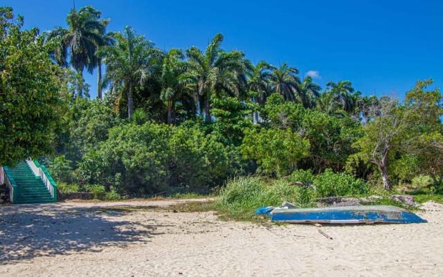 Malibu ocean View Studio
