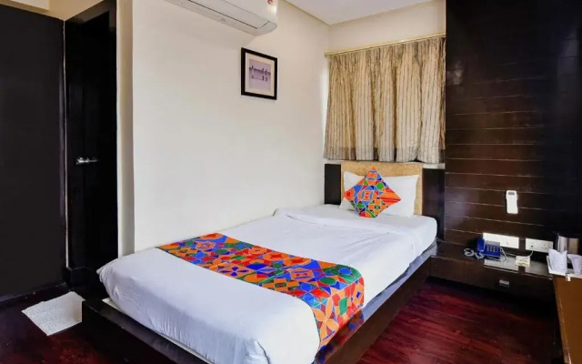 OYO Rooms Ahmedabad Maninagar Station