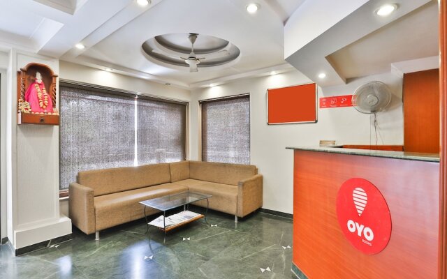 OYO 14411 Hotel Royal