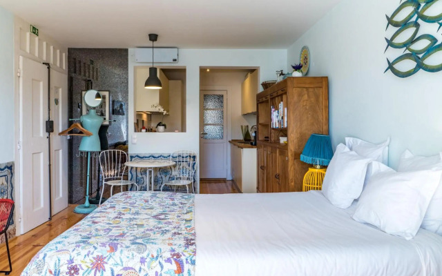 Lisbon Heart Apartments - Yellow Apartment by LovelyStay