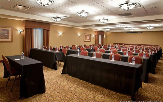 Hampton Inn & Suites Grove City