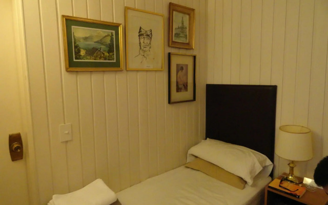 Hosteria La Surena