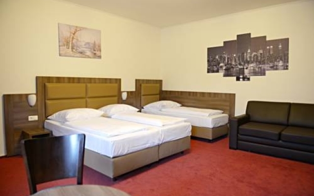 Motel 21