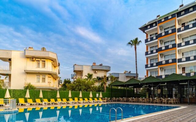 De Mare Famly Hotel