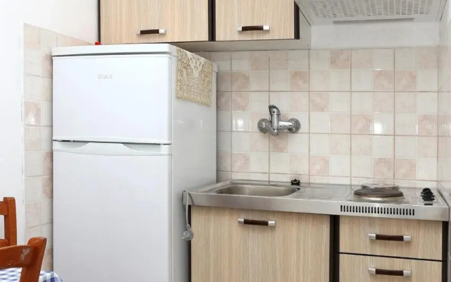 Apartments by the sea Zuronja, Peljesac - 10137