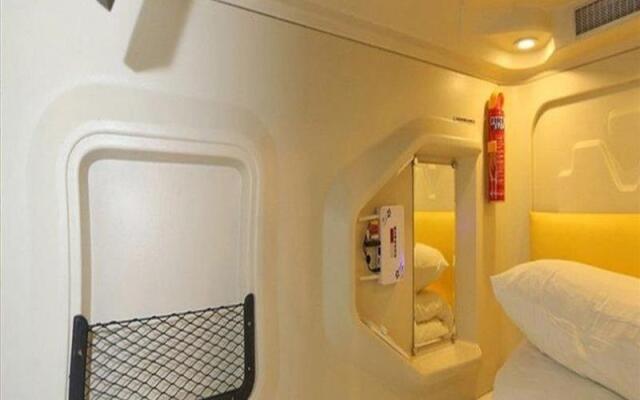 Xian Capsule Hotel