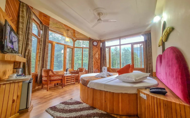 OYO 13836 Hotel Manu Vatika