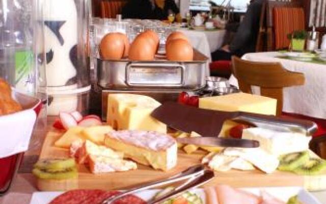 Hotel-Pension Berg Caf