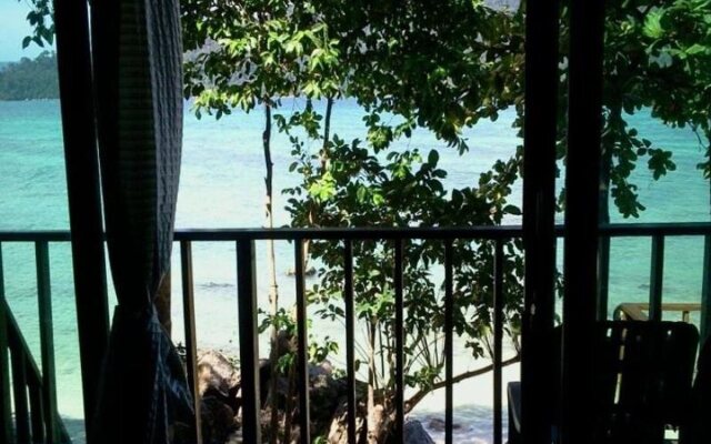 Lipe Sunset Beach Resort