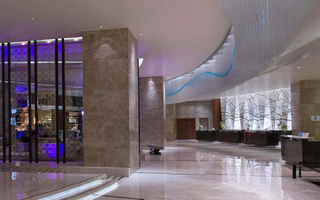 Sheraton Grand Bangalore Hotel at Brigade Gateway