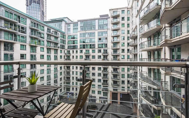 Central London 2 Bed Riverside