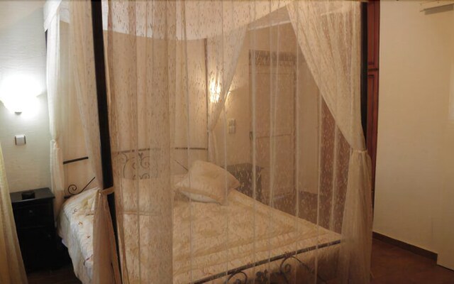 Manganos Hotel
