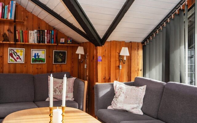 6 Person Holiday Home in Ulfborg