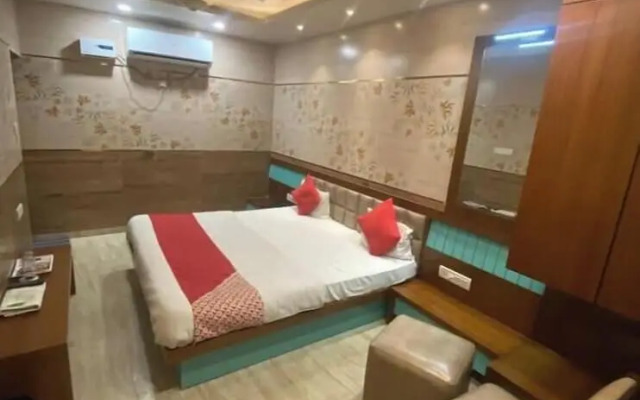 Hotel Raghupati - Ayodhya