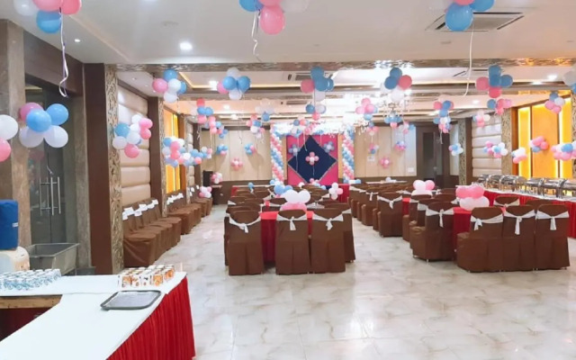 Hotel Taj Heights