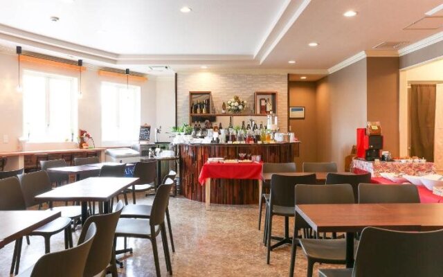 Ginowan Crystal Hotel