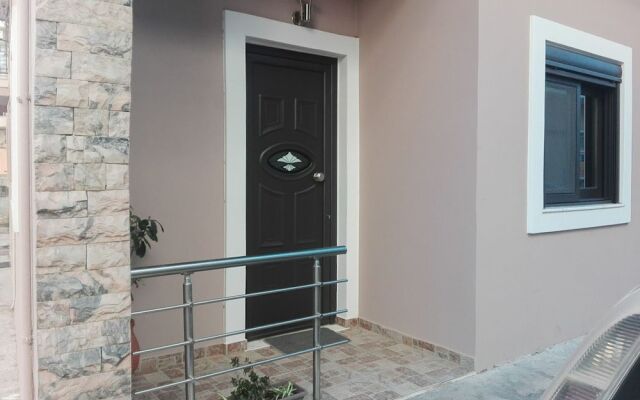 Cozy Flat Attic near Beach & Venetian Port