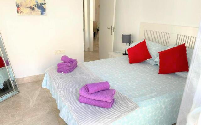 Pleasant apartment in Almerimar with shared pool